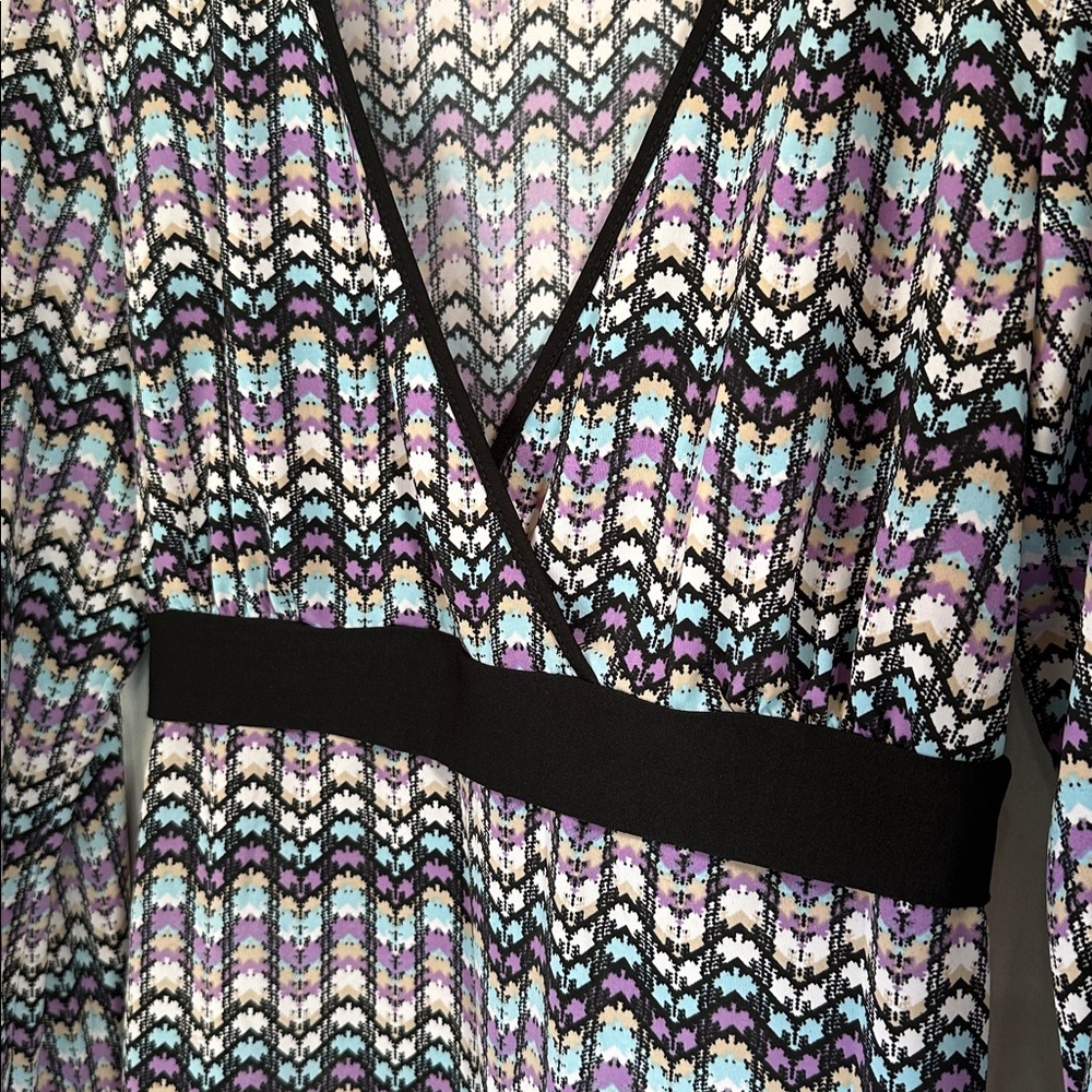 Announcements faux wrap long sleeve top size large 12/14 - Picture 2 of 6